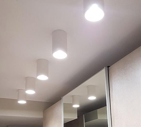 Design lighting: LED spotlights how the internal spaces illuminate -