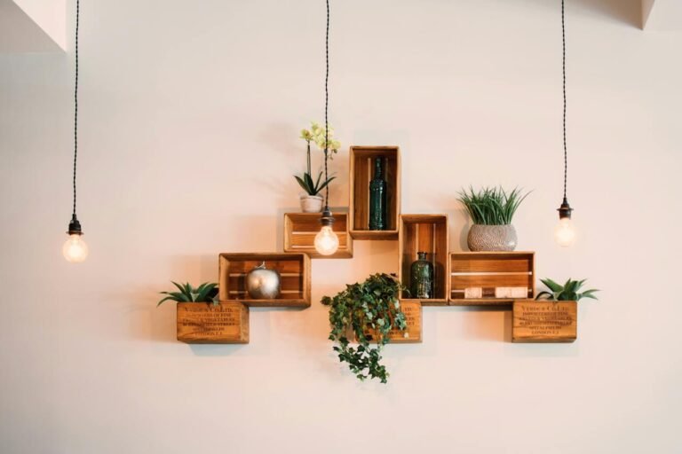 From the incandescent bulb to the Smart Light: the future of lighting -