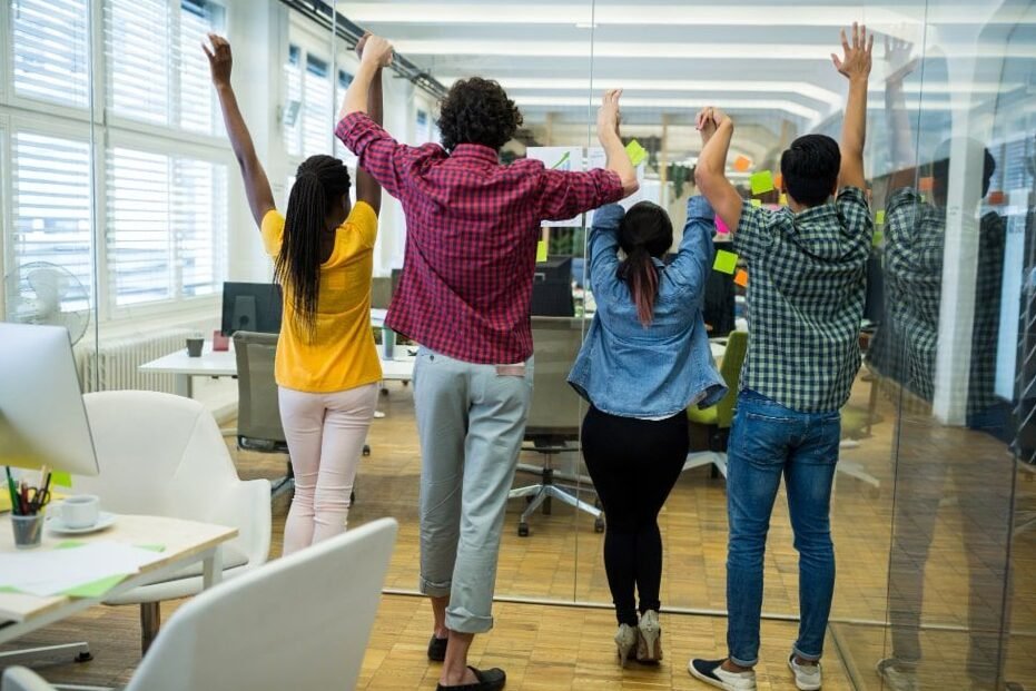 A memorable inauguration: what to give to celebrate the opening of an office