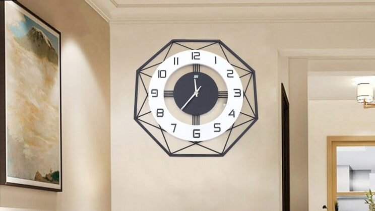 Modern wall watches; Many ideas to furnish with style